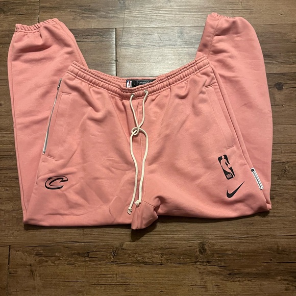 Cavs joggers - Picture 1 of 2